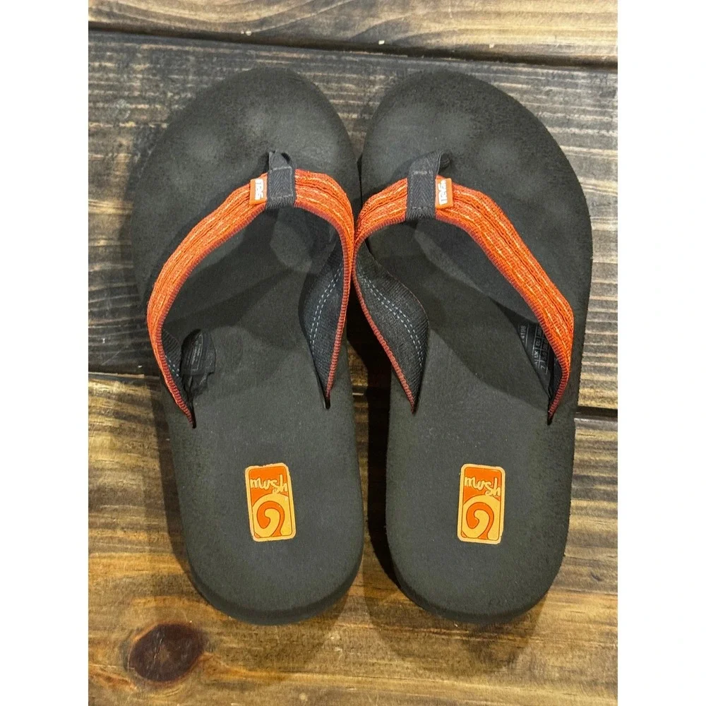 Teva Mush Flip Flops Mens 7 Orange Black Striped Thong Sandals Comfort Outdoor